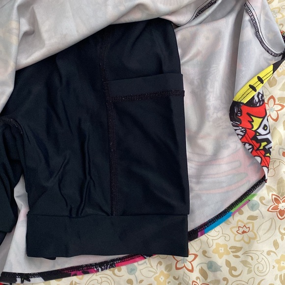 Fun Graffiti Artistic Athletic Running Skirt with Pockets, Attached Shorts - Picture 4 of 4